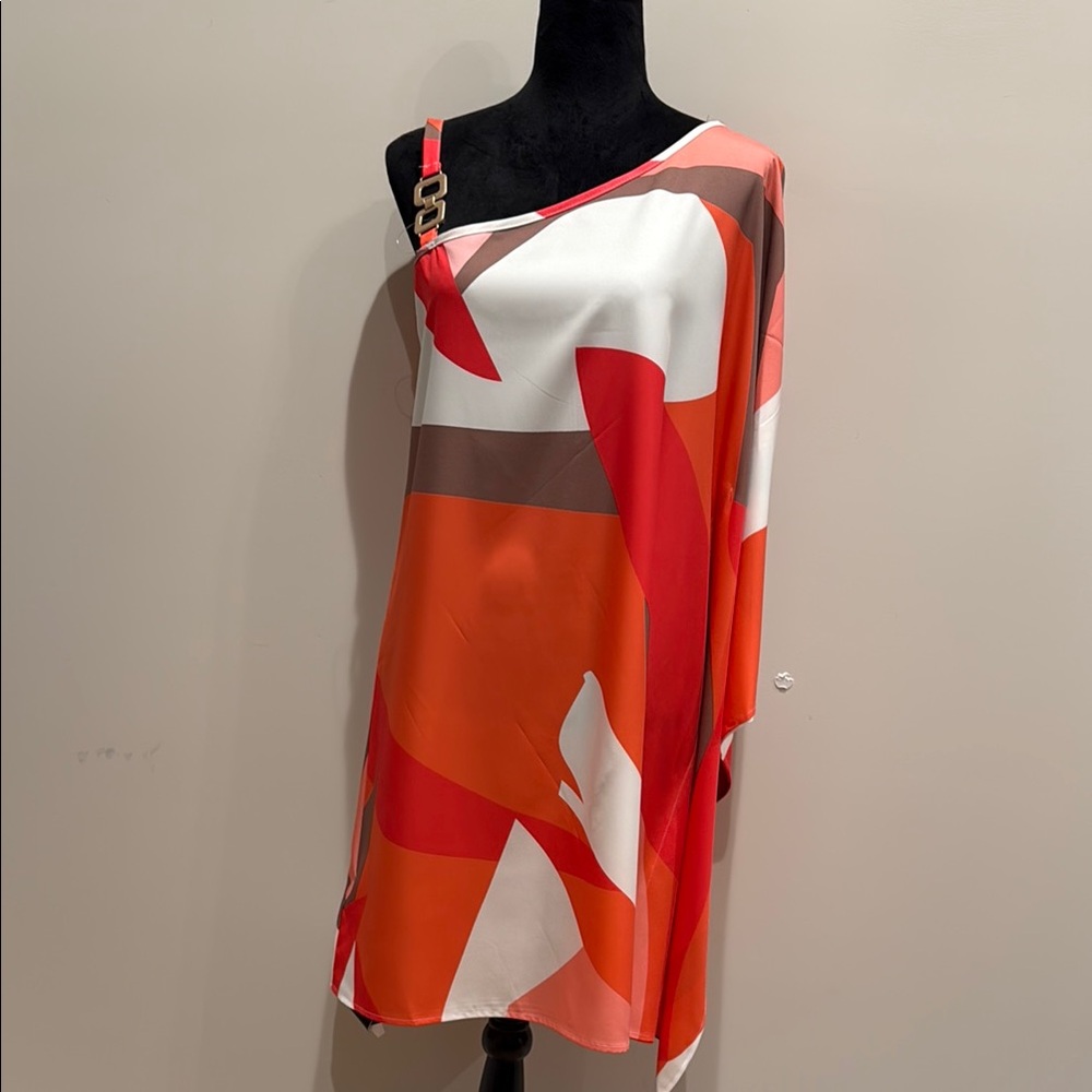 NWOT Chic One-Shoulder Abstract Swim Coverup